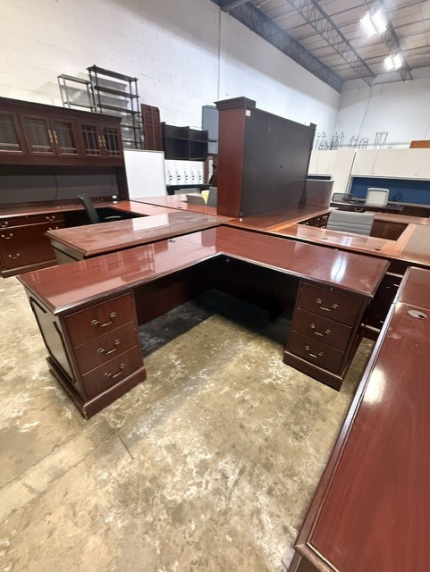 Traditional Mahogany L-Desks